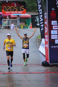 BIB: 0205, 1719, 1200
                            <button type="button" onclick="openModal(5722834)" class="btn btn-primary btn-sm float-right btn-popup" data-toggle="modal" data-target=".modal-high-quality">
                        <i class="fas fa-shopping-cart"></i> Add to Cart
                    </button>
                                            <button type="button" onclick="isThisMe(5722834, true)" class="btn btn-success btn-sm float-right btn-popup btn-isme hidden" data-toggle="tooltip" data-placement="bottom" title="นี่คือรูปของคุณใช่ไหม คลิกที่นี่เพื่อเอาเข้าอัลบั้ม">
                        <i class="fas fa-plus"></i> Add to album
                    </button>
                    <button type="button" onclick="isThisMe(5722834, false)" class="btn btn-warning btn-sm float-right btn-popup btn-isnotme hidden">
                        <i class="fas fa-ban"></i> Remove from album
                    </button>